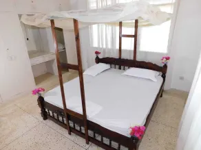 Charming 2-bedroom vacation home centrally located in Malindi - Image 2