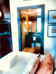 South Beach  Luxury Apartment on Ocean Drive - Image 5