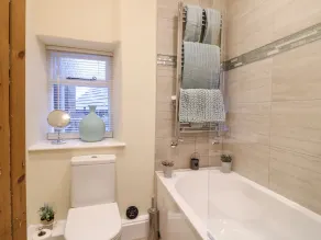 Lavender Cottage - Image 2