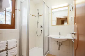 Apartment in Kaltenbach Near Ski Lift - Image 3