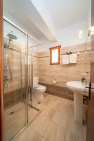 One-bedroom Apartments in the Agia Efimia center - Image 2