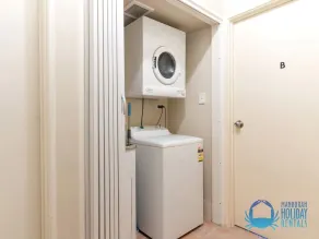 Apollo Quays Apartment - Image 2