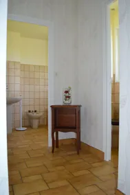 House with spacious garden and open views over the countryside.  - Image 2