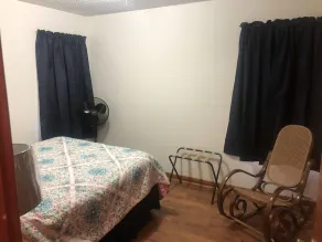 Cozy Cottage - Image 5