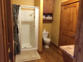 Walk to the river,  Old Mill, 10 Barrel and more! - Image 3