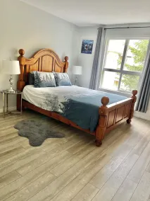 Spacieux/calme 2 chambres, 2 salles de bain avec vue sur la montagne/piscine/jacuzzi/remise de 7 nuits ! - Image 5