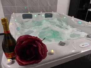 Hyggelig lejlighed med privat jacuzzi til en romantisk aften - Image 4