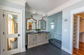Oceanfront Home on Peninsula-elevator-creekside-2 pools-Litchfield Beach - Image 4