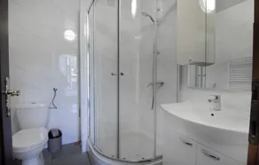 Idyllic apartment in Valizza-Umag, surrounded by greenery, air-conditioned, WiFi - Image 4