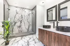Luxury 5 bedroom Modern Villa with your own private Rooftop - Image 3
