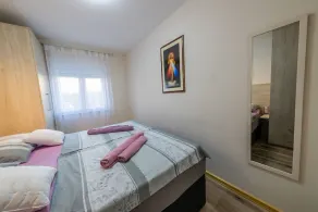 Apartment Monika (98451-A1) - Kastel Kambelovac - Image 5