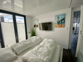 Vacation home houseboat Captains Boat directly on the Baltic Sea - Image 3