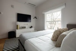 Boutique Hotel Room above The Jefferson Theater on the Downtown Mall - Image 4