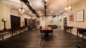 Industrial Modern Space - Image 5