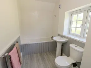 Ladylands Cottage - Image 4
