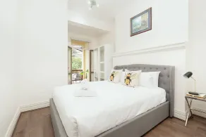 Stunning Sydney Home 3 - Image 5