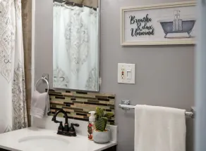 Modern & Updated Apartment in Heart of Buffalo - Image 4