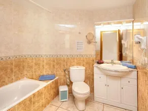 Apartment Palmiers I-1 by Interhome - Image 3