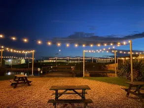 Lodge with a Sea View and Private Parking, Full Bathroom and En Suite - Image 3