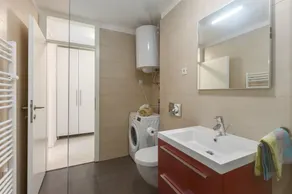 Right in the Porec center, near the beach,WiFi,air conditioning,garage, elevator - Image 3