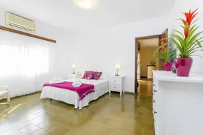 Villa Ben Parit im Zentrum von San Antonio - Image 2