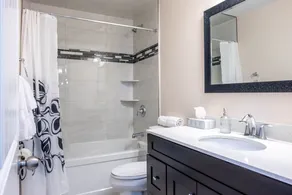 Large 3bdrm Duplex in the Heart of Kitchener! - Image 3