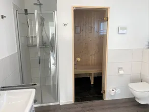 Exclusive, high-quality vacation apartment, sauna, large balcony, sea view, close to the beach - Image 3