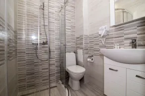 Brand New Apartment with pool, gym and playground - Image 5