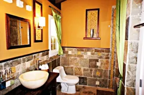 6.5 acres Oceanfront Estate with180-degree views of the deep blue Pacific Ocean! - Image 4