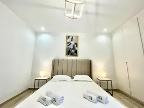 NEW bright and luxurious 2 bedrooms in Rd Malaga - Image 5