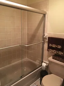 4901 # 4 · Trendy NYC Beautiful 1 Bed / Flat 20 Min to NYC - Image 3