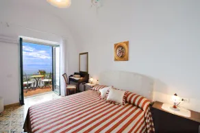 Magical Apartment with Jacuzzi and Sea View - Image 3