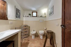 Ferienwohnung „Fienile“ mit privater Terrasse, WLAN und Klimaanlage - Image 5
