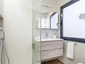 Santa Ana Apartment by Flatsweethome - Image 4