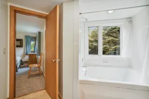 Highridge D18 Inviting Country-Style 2BR Retreat with Pool, Hot Tub & Game Room - Image 3