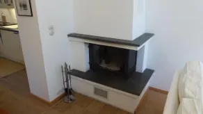 Gut-Rattelvitz-Parterre-B-hochwertig-Sauna-Kamin-eTankstelle-Spielscheune-15-000qm-Parkland - Image 2