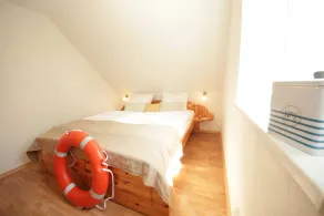 3. forepeak - bunkhouse - Image 3