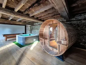 Bergerie Rénovée - Parking- Wifi-Spa-Sauna-Borne de recharge Véhicule. - Image 3