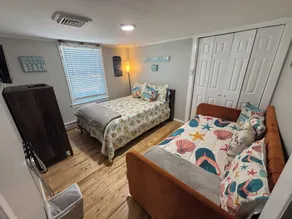 Beachside, convenient, Coastal Decor Surf City Apartment, family friendly!! - Image 4