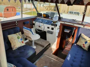 BOAT  with hot tub - Image 5