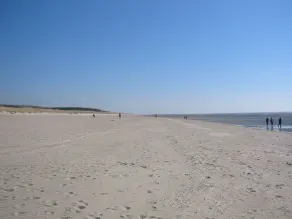 directly on the beach, balcony overlooking the sea, beach chair, close to the golf course - Image 5