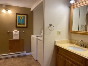 5 BEDROOM HOME w/ dock and hot tub - Image 5