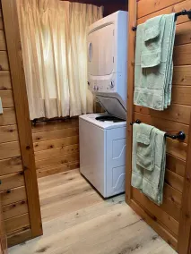 Charmerende Sommerhus i Greenville, ME nær Moosehead Lake med Udsigt Over Vandet - Image 2