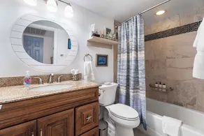 🏖️Across from Magic Sands Beach | 2BR Kona Condo w/ Pool – White Sands Village - Image 5