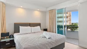 Superb location for this level 4  two bedroom apartment, swim between the flags just accross the roa - Image 5