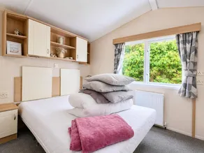 Cosy Dog Friendly Caravan, Near To Great Yarmouth In Norfolk Ref 10029Rp - Image 5