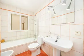 Holiday Home 'Son Veri D'abaix Derecha' with Sea View, Wi-Fi and Air Conditioning - Image 2