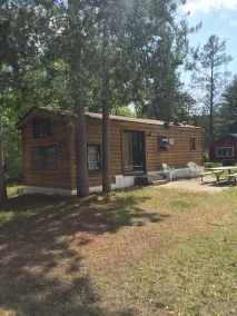 Affordable Cabin Minutes from the Wisconsin Dells & Castle Rock Lake - Image 2