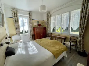 Typical charming residence in 400 of the beach in park sported of 4000m2 - Image 5
