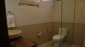 4 Bedrooms Kuta Villa Includes Breakfast - Image 3